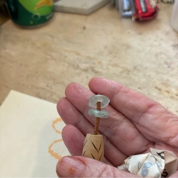 HANDMADE BRACELET LEATHER CORD WOOD DOWS 6 ROUND STONES - Picture 4 of 8